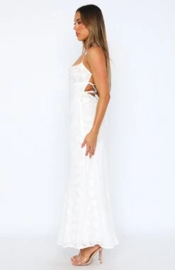 Made For Me Maxi Dress White - Elegant & Comfortable Women's Dress 9 Made For Me Maxi Dress White - Elegant & Comfortable Women's Dress -White Fox Sales 14.07.23 2451