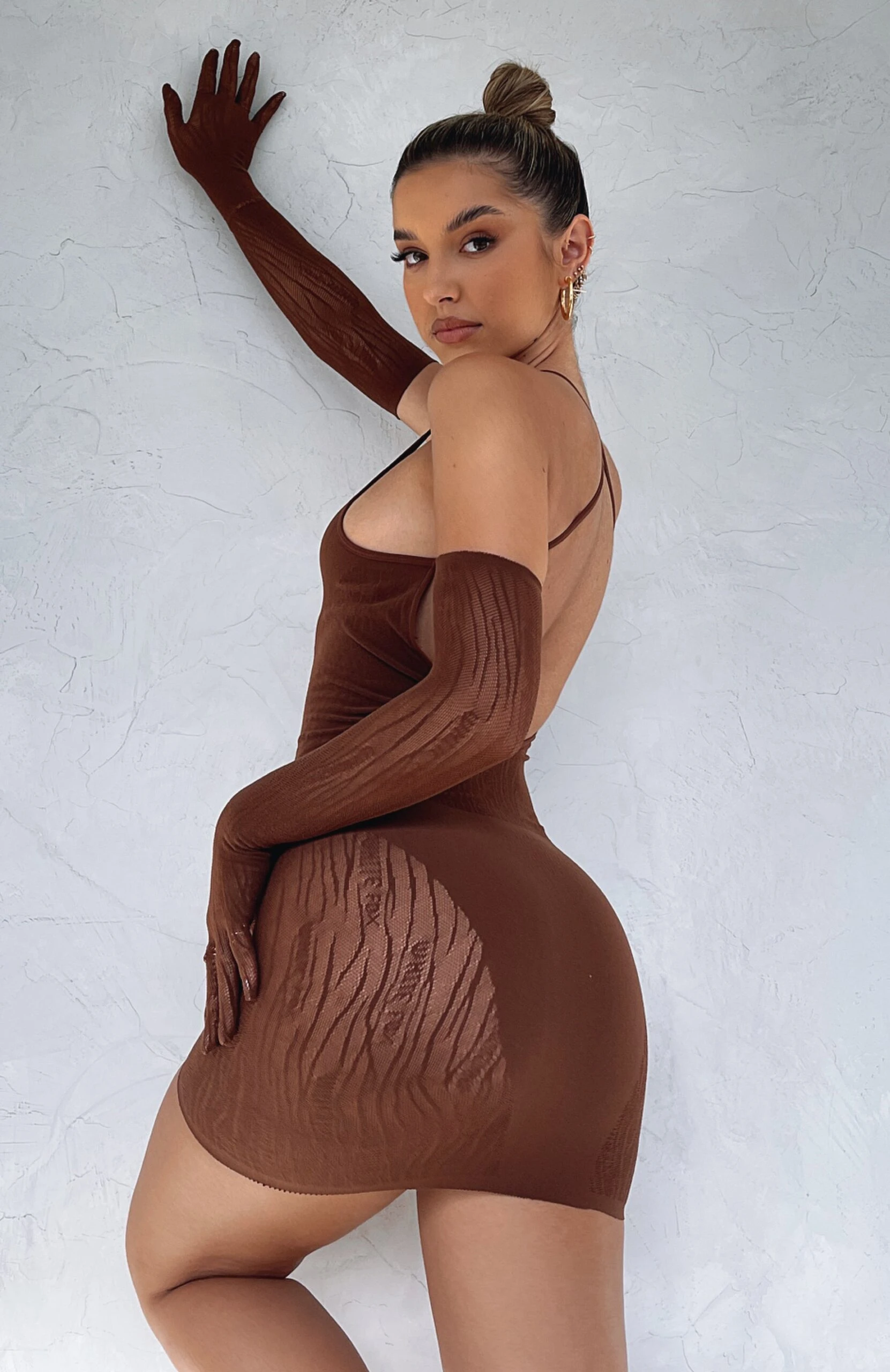 Link Up Mini Dress Chocolate - Stylish & Comfortable Women's Dress 8 Link Up Mini Dress Chocolate - Stylish & Comfortable Women's Dress - Image 6